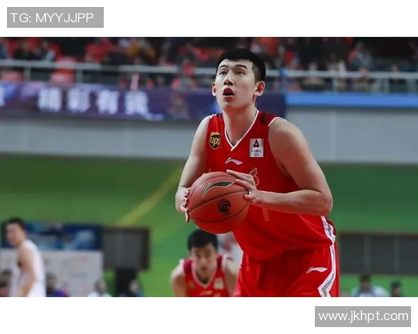 CBA付豪展现出色球技引领球队奋勇争先成赛季黑马之星