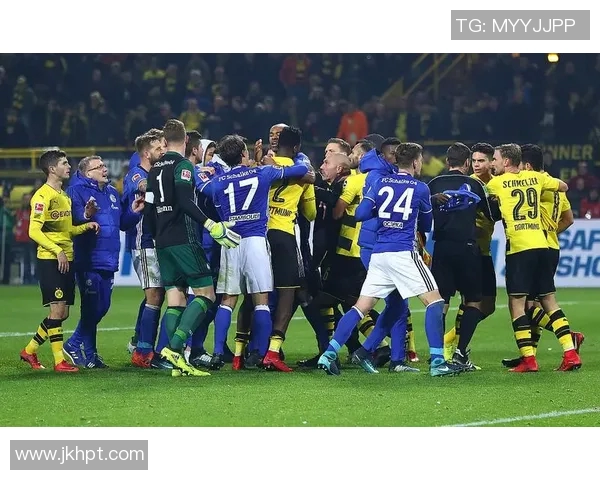 薅羊毛大战！多特蒙德惊险憾平，沙尔克04难挡强势进攻！