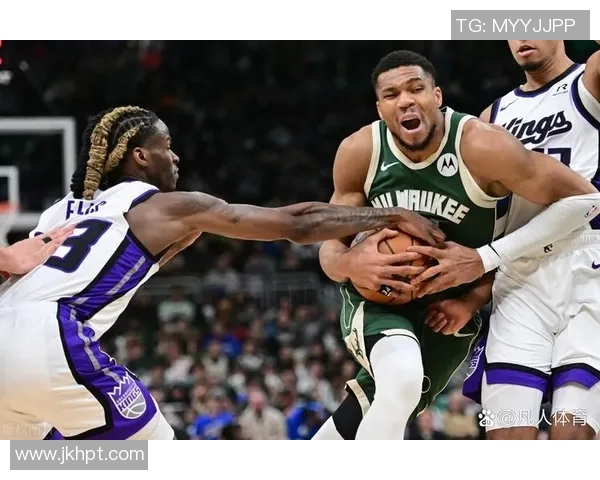 雄鹿险胜猛龙,字母哥独得全场最高分 雄鹿险胜猛龙,字母哥独得全场最高分